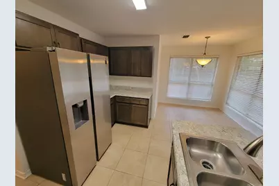 2405 Hemlock Drive, Navarre, FL 32566 - Photo 10