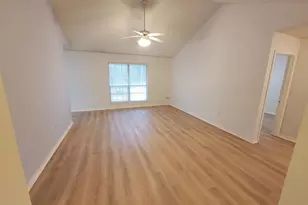 2405 Hemlock Dr, Navarre, FL 32566 - Photo 2