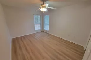 2405 Hemlock Dr, Navarre, FL 32566 - Photo 6