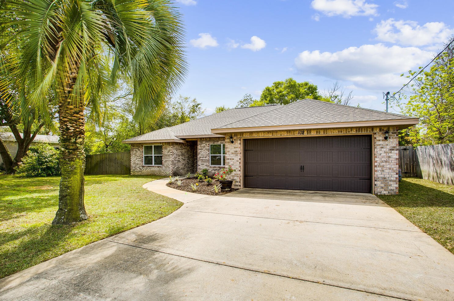 102 Wright Pkwy, Fort Walton Beach, FL 32548-5208