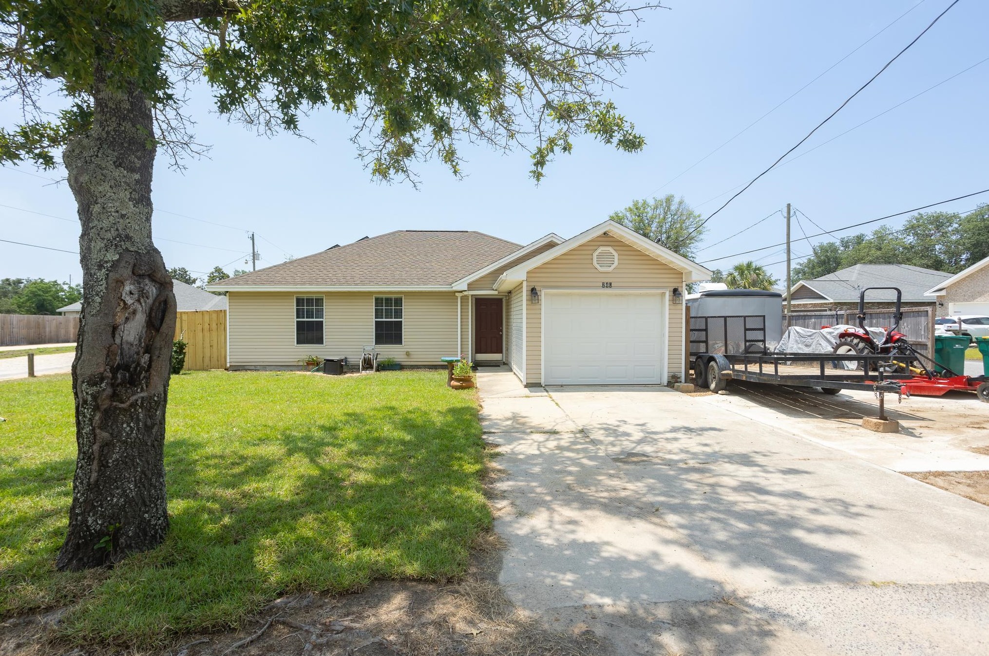 240 Terrance Ln, Mary Esther, FL 32569