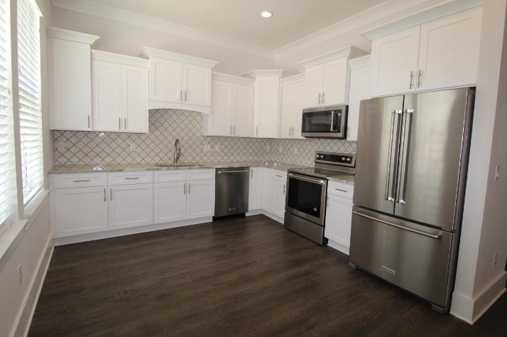 995 Airport Rd #12, Destin, FL 32541