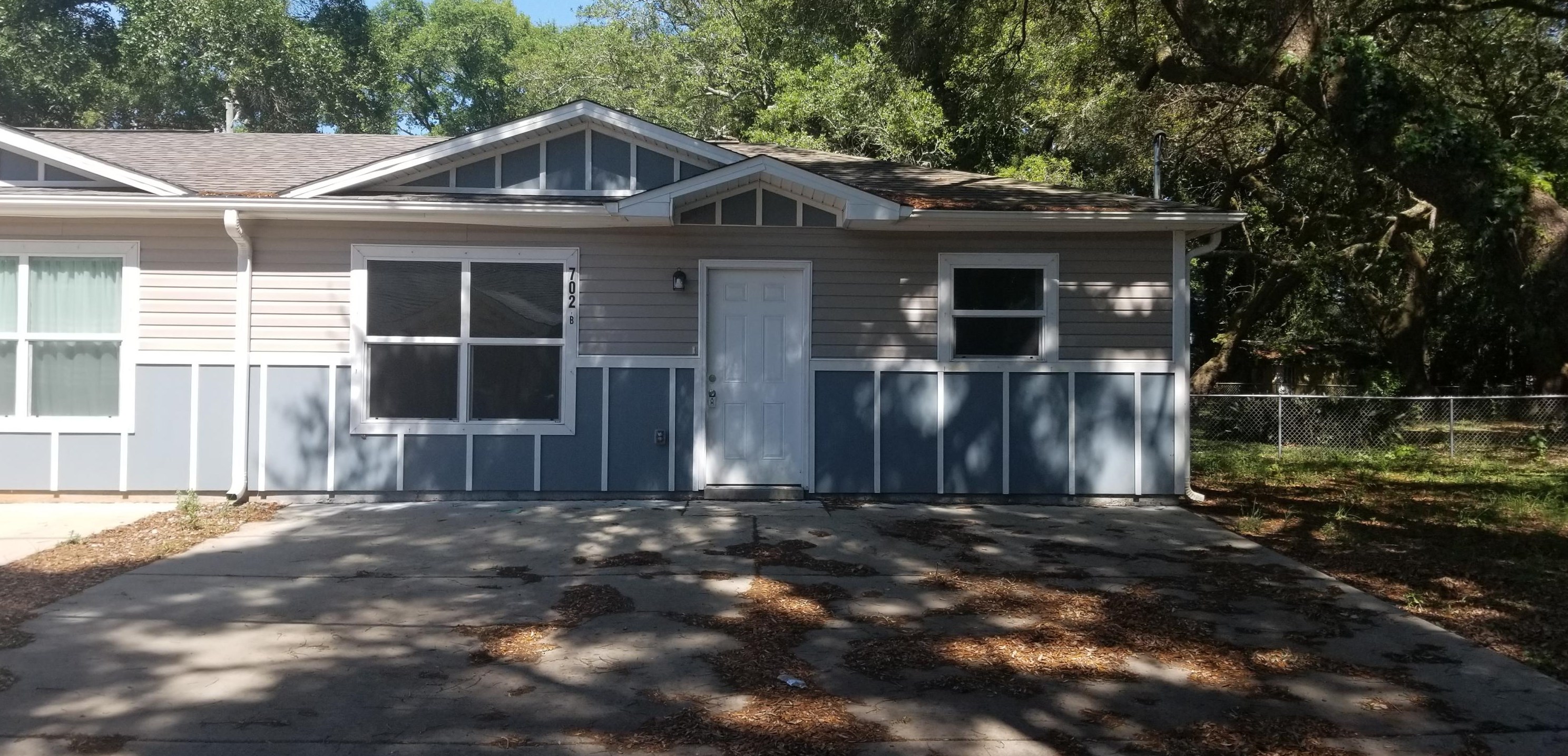 702 Lynch St #b, Pensacola, FL 32505