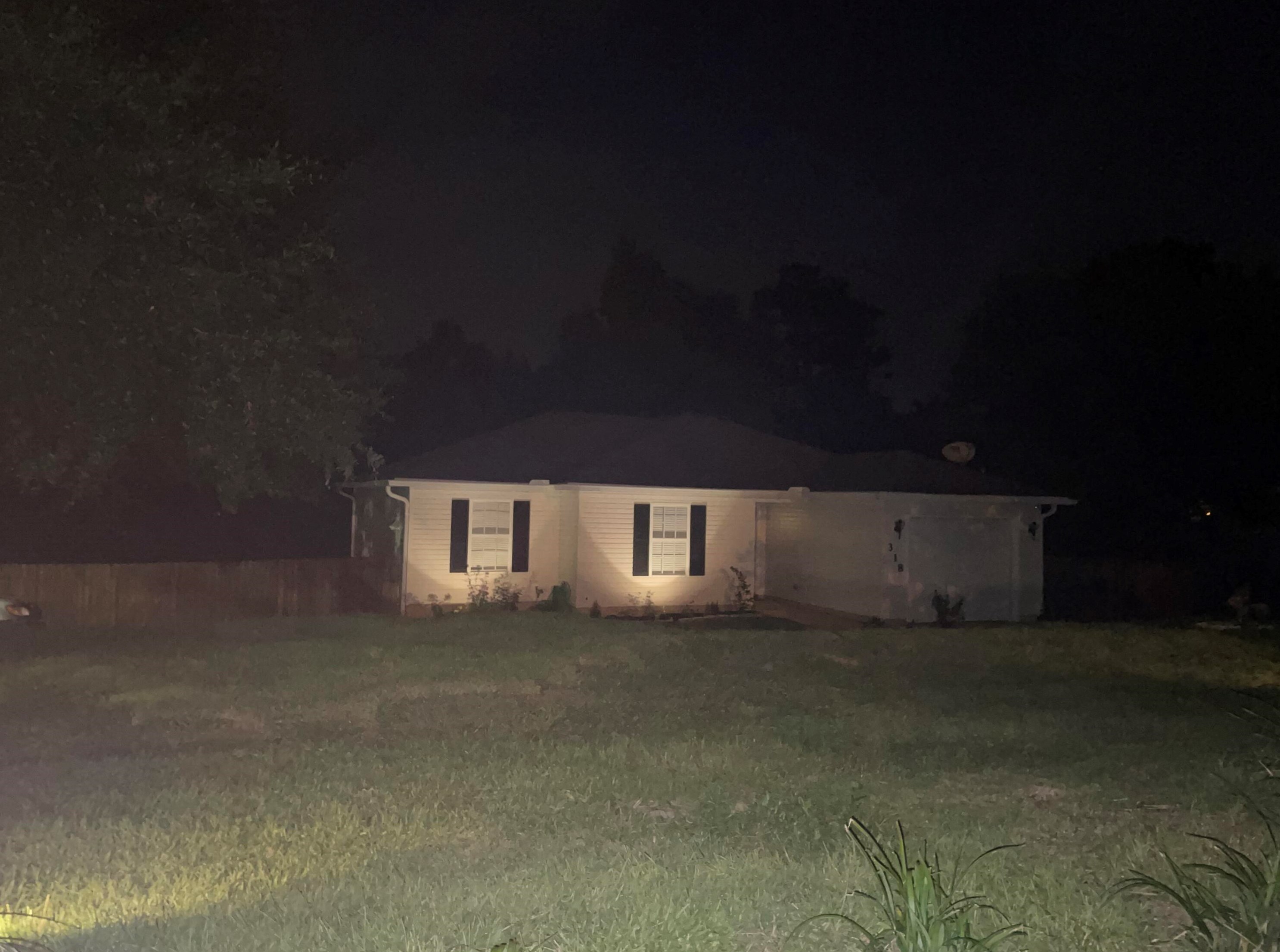 318 Strawbridge Dr, Crestview FL  32539-3006 exterior