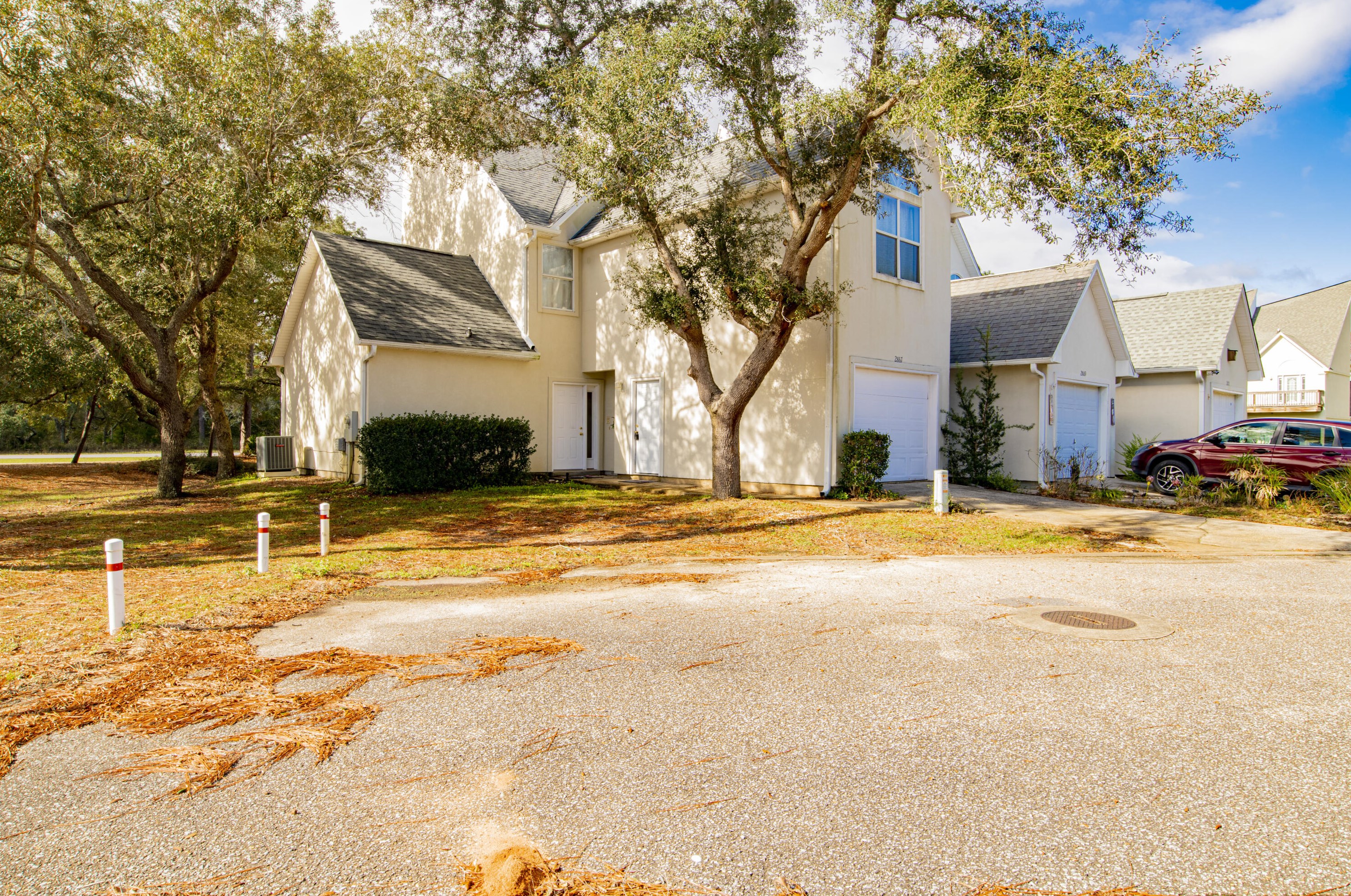 2867 Leahs Ln, Gulf Breeze, FL 32566-9034