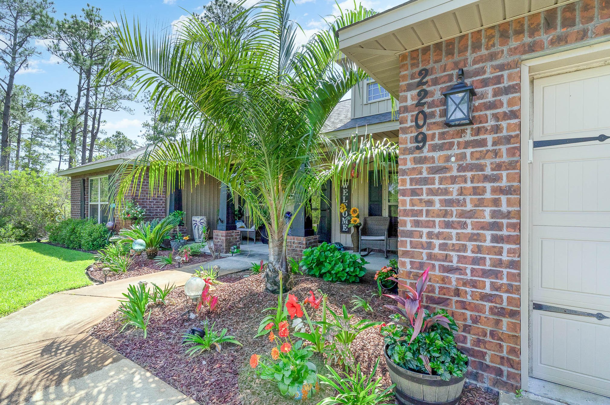 2209 Winfield Dr, Gulf Breeze, FL 32566-8251