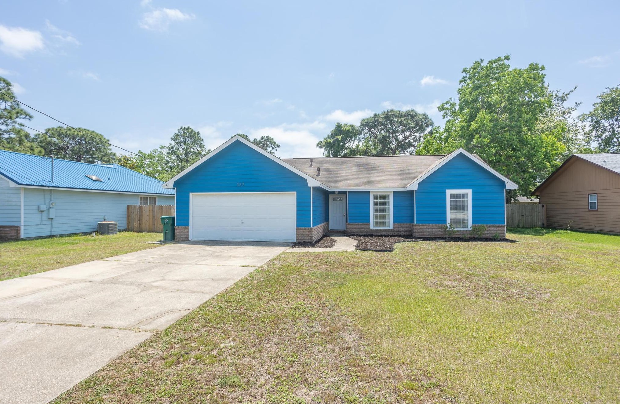 337 Michael Ct, Mary Esther, FL 32569-2752