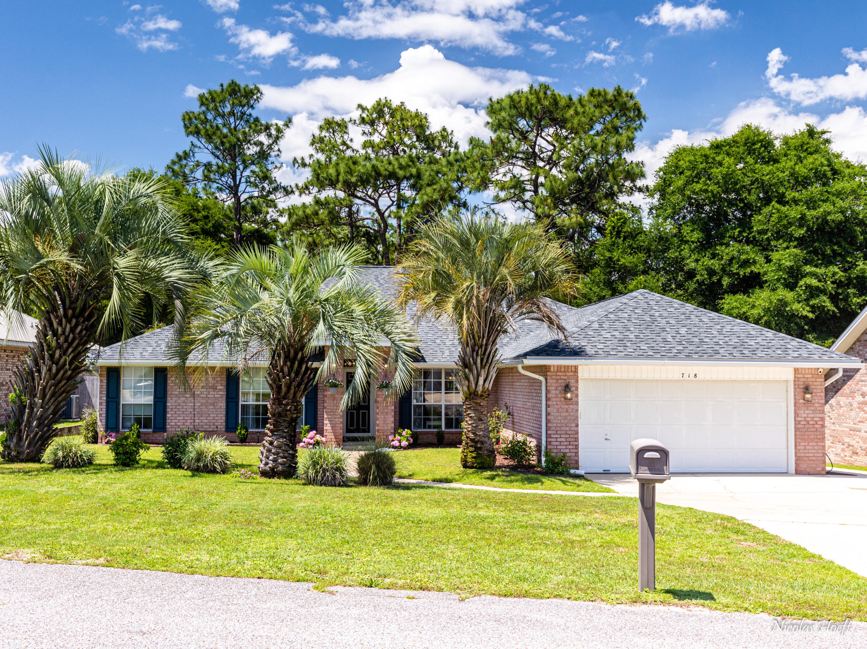 718 Majestic Prince Ct, Crestview, FL 32539-6068