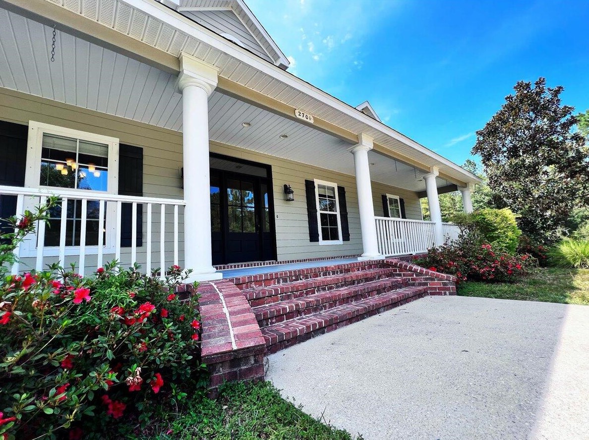 2701 Segrest Rd, Milton, FL 32571