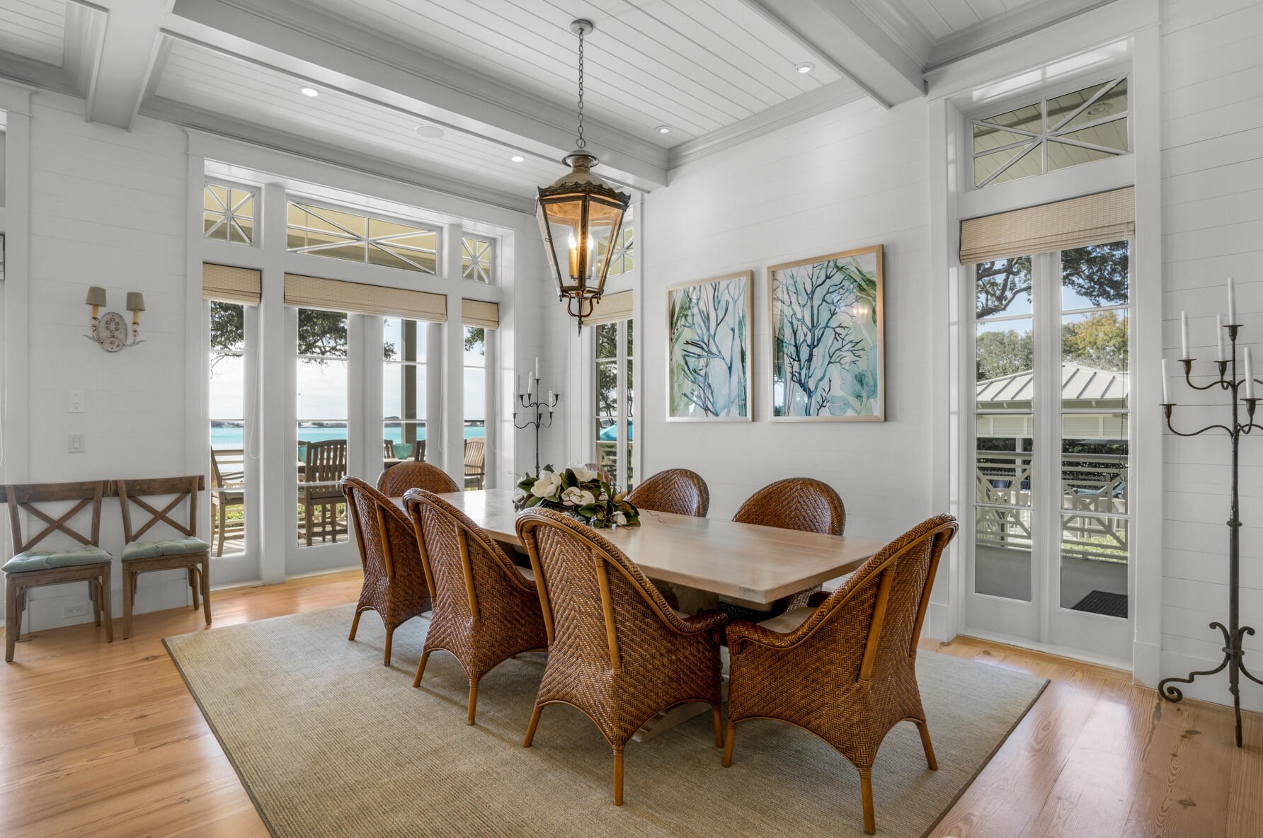 741 Miracle Strip Pkwy, Mary Esther FL  32569-1841 exterior