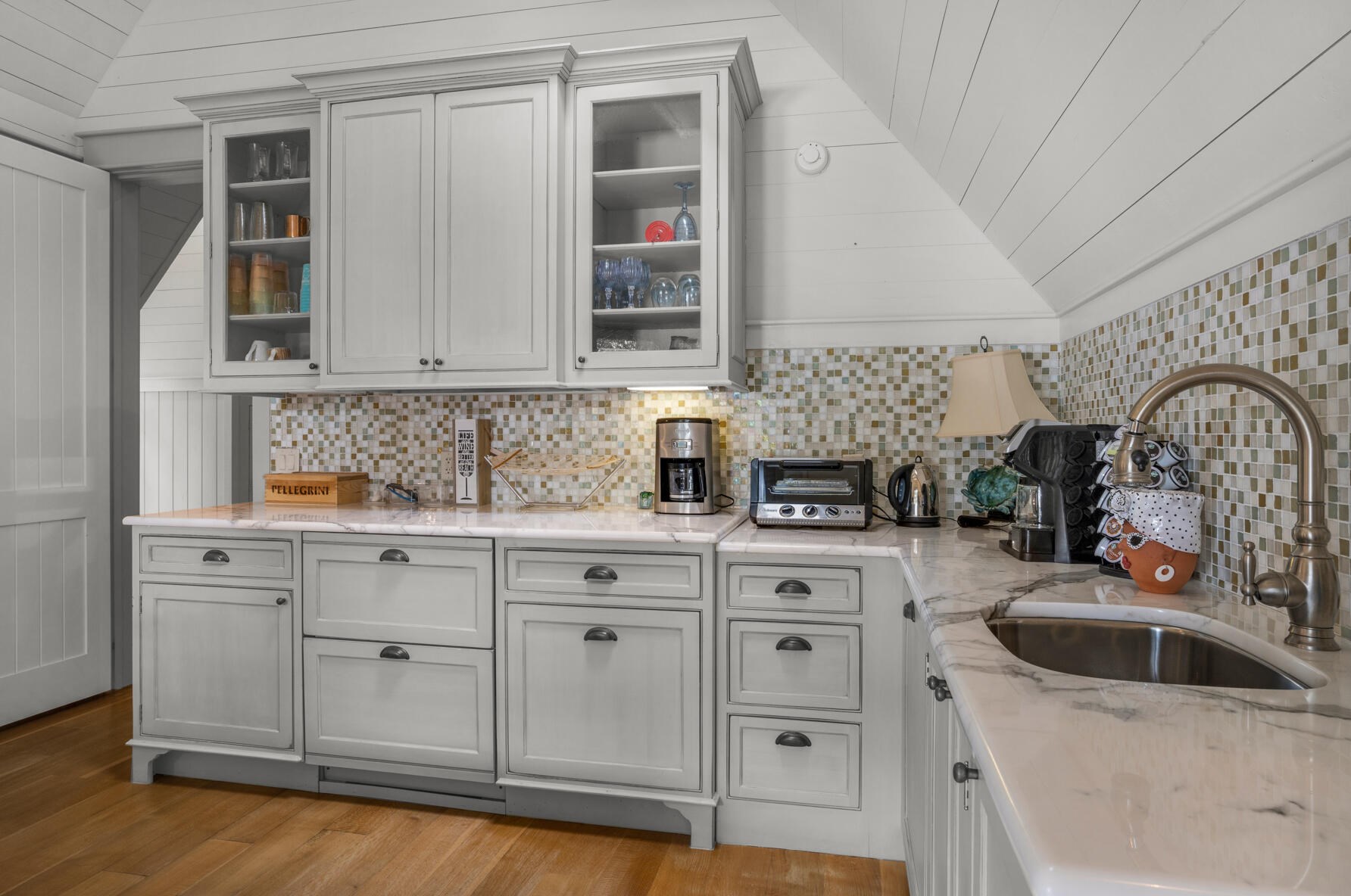 741 Miracle Strip Pkwy, Mary Esther FL  32569-1841 exterior