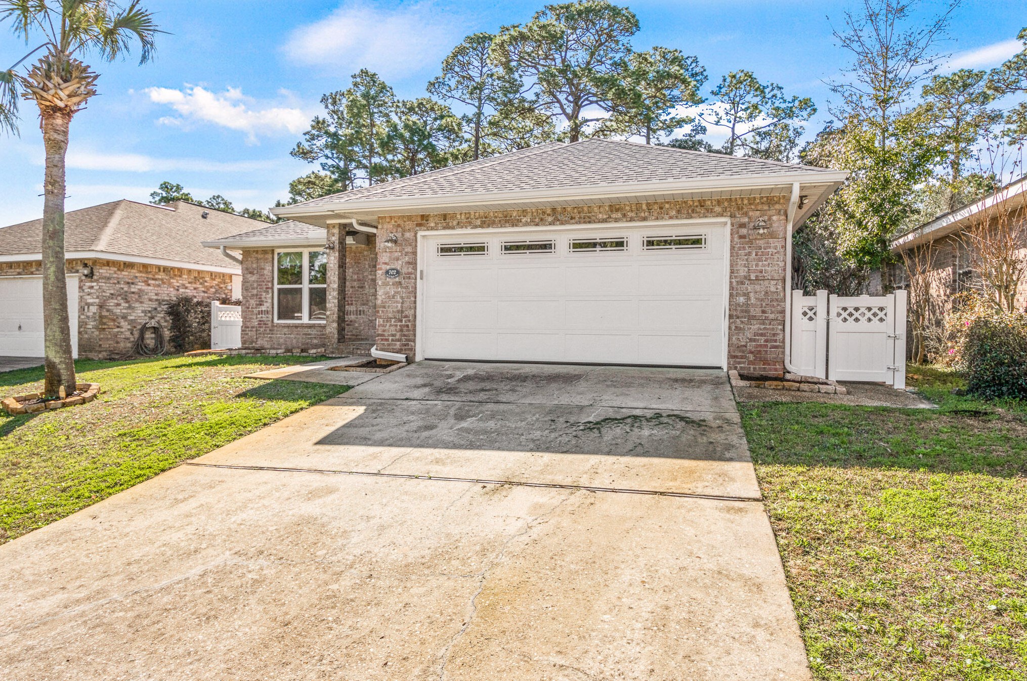 702 Marsh Harbor Dr, Mary Esther, FL 32569-1435
