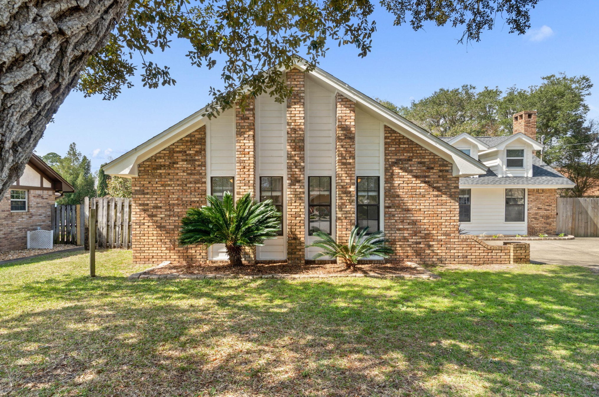 124 Scottsdale Ct, Mary Esther, FL 32569-1866