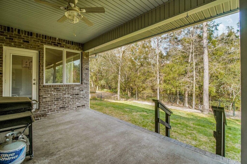 4547 Pfitzer Cir, Crestview FL  32536-2237 exterior