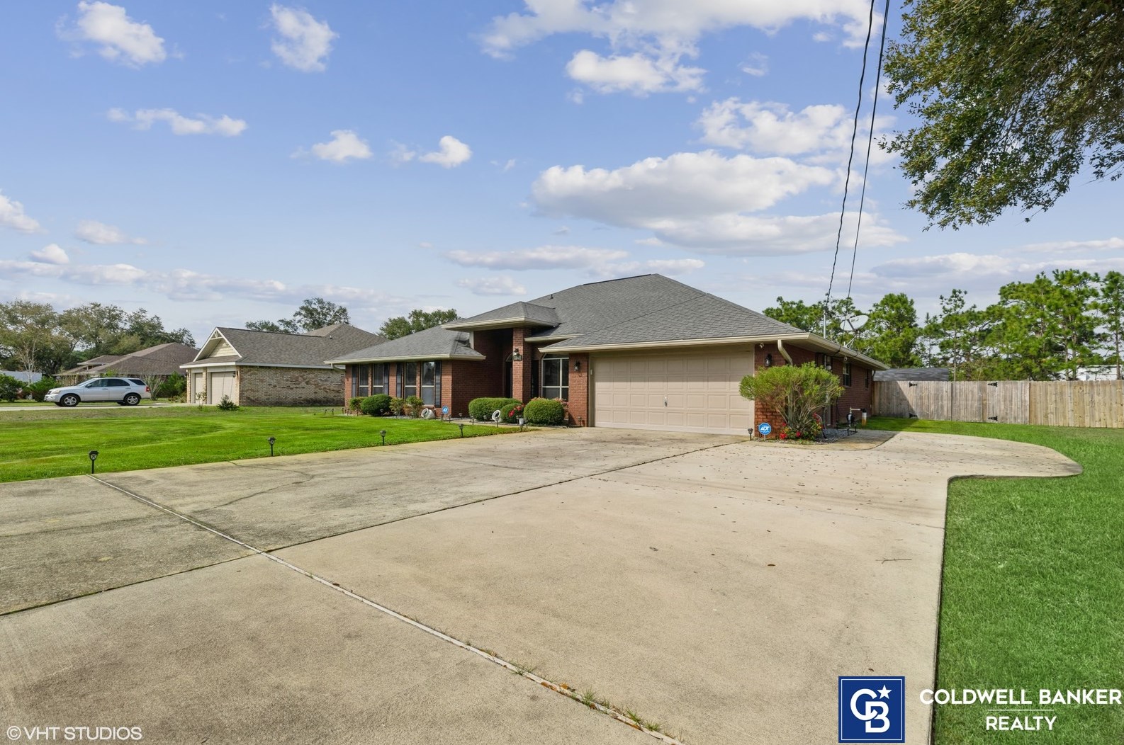 7302 Manatee St, Gulf Breeze FL  32566-7703 exterior