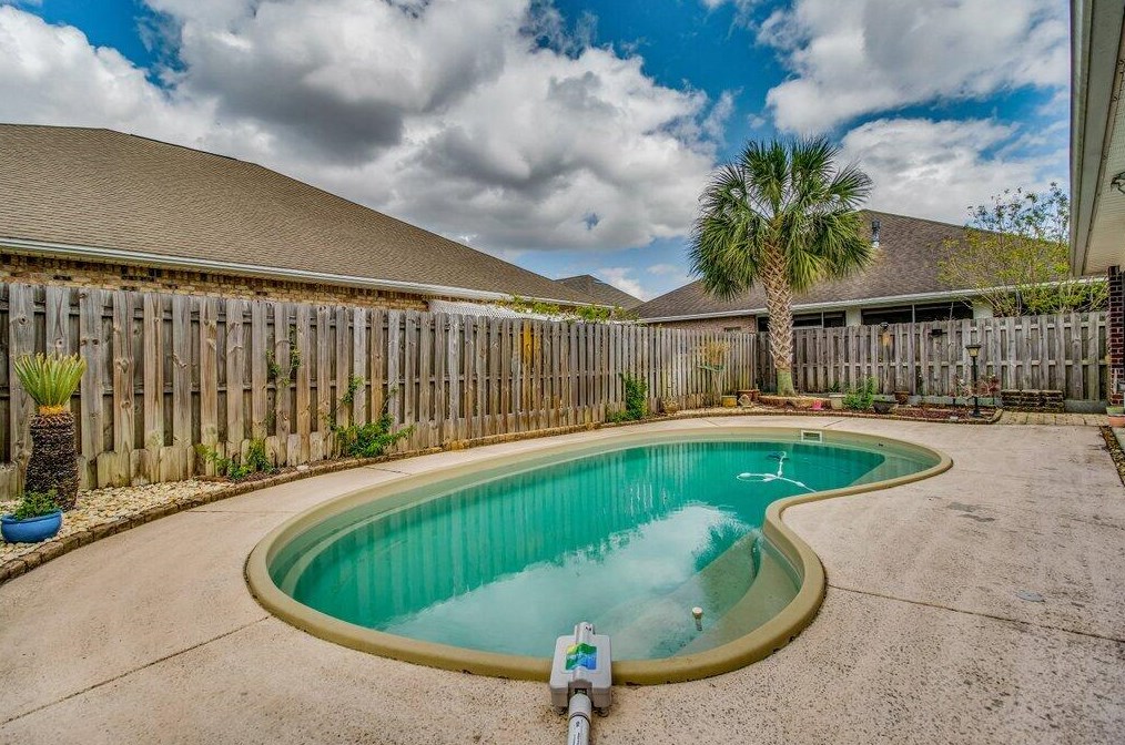 1603 Londonderry Cove, Fort Walton Beach, FL 32547