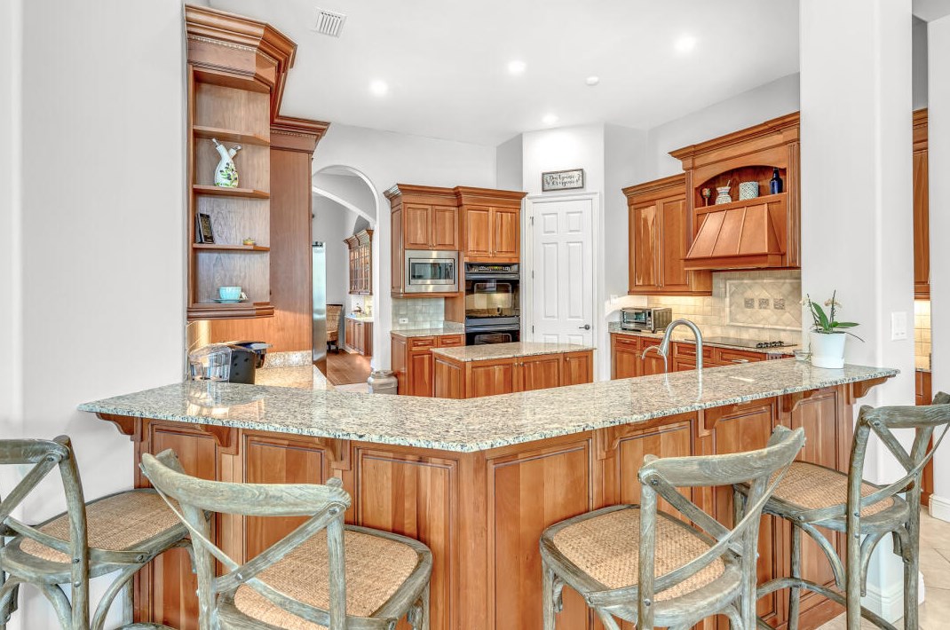 357 Kelly Plantation Dr, Destin FL  32541-3404 exterior