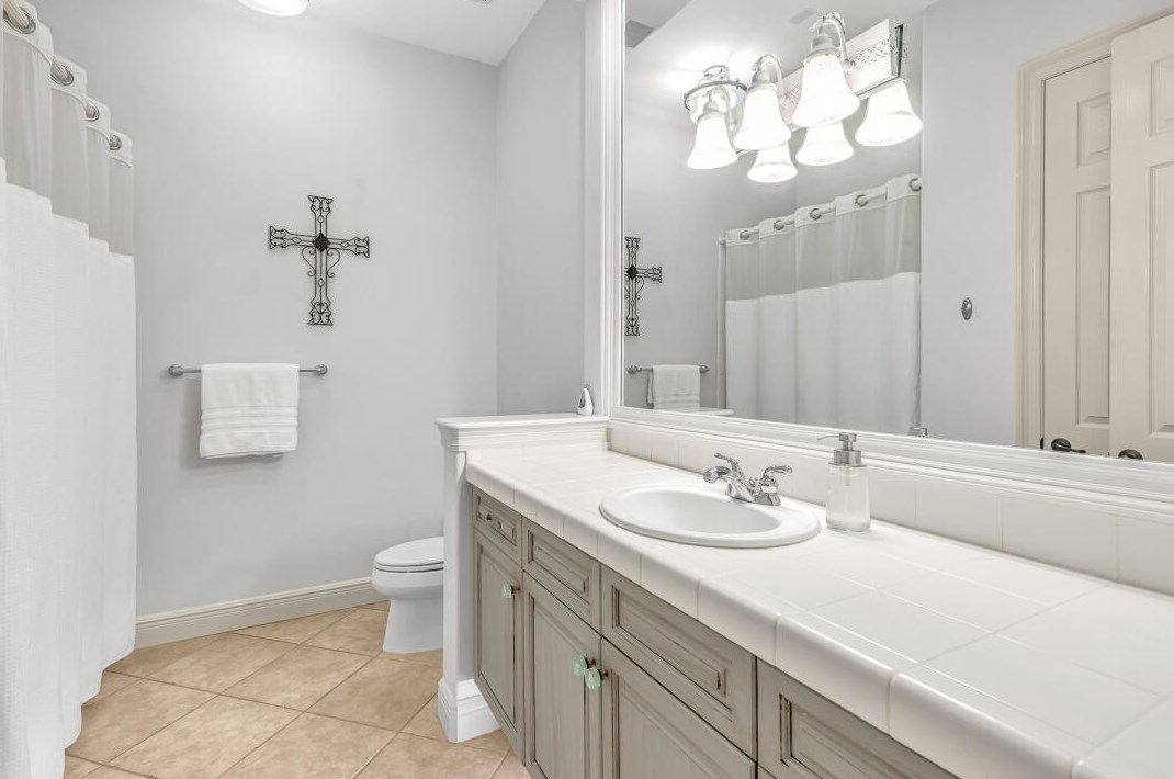 357 Kelly Plantation Dr, Destin FL  32541-3404 exterior