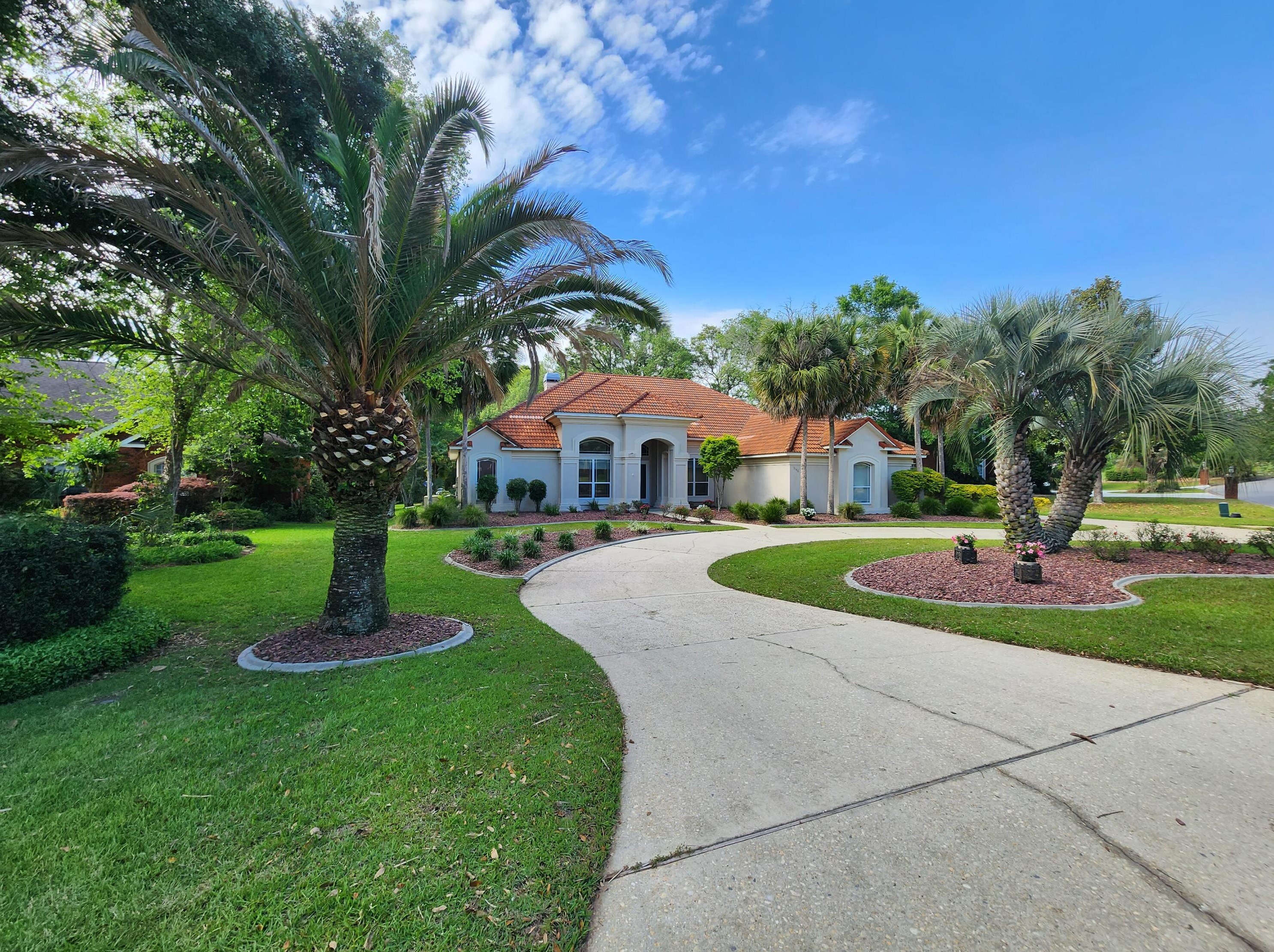 3146 Bobby Jones Dr, Milton, FL 32571