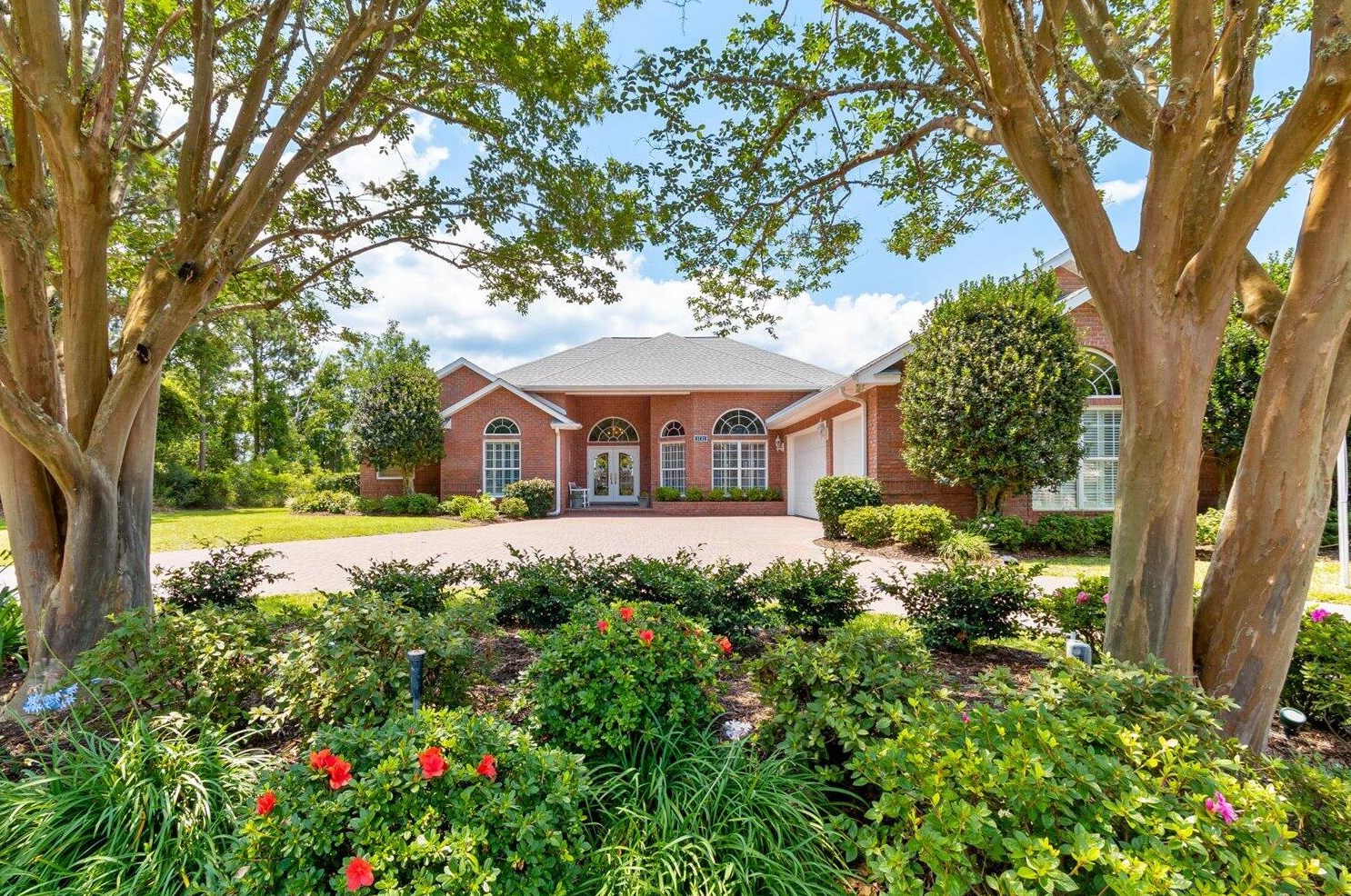 3731 Tiger Point Blvd, Gulf Breeze, FL 32563