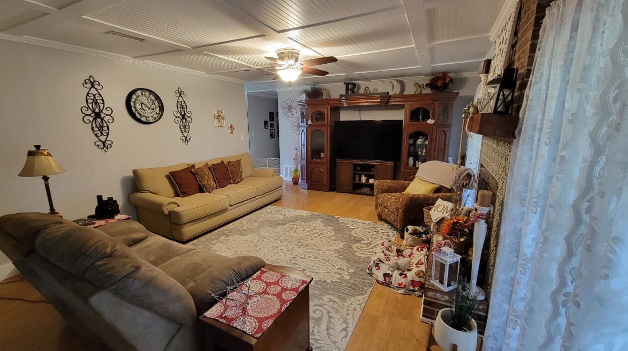 650 Country Club Ave, Fort Walton Beach FL  32547-1763 exterior