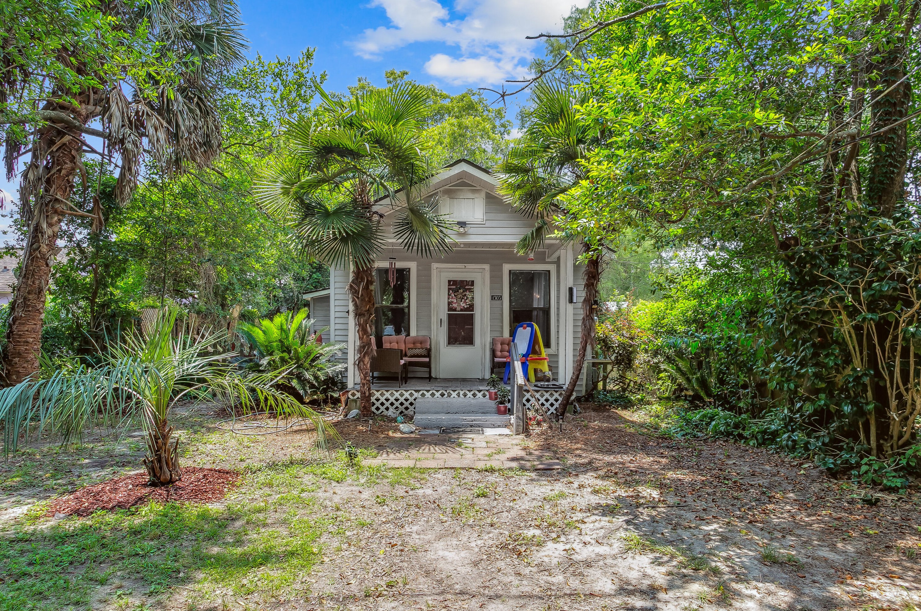 1303 N Y St, Pensacola, FL 32505