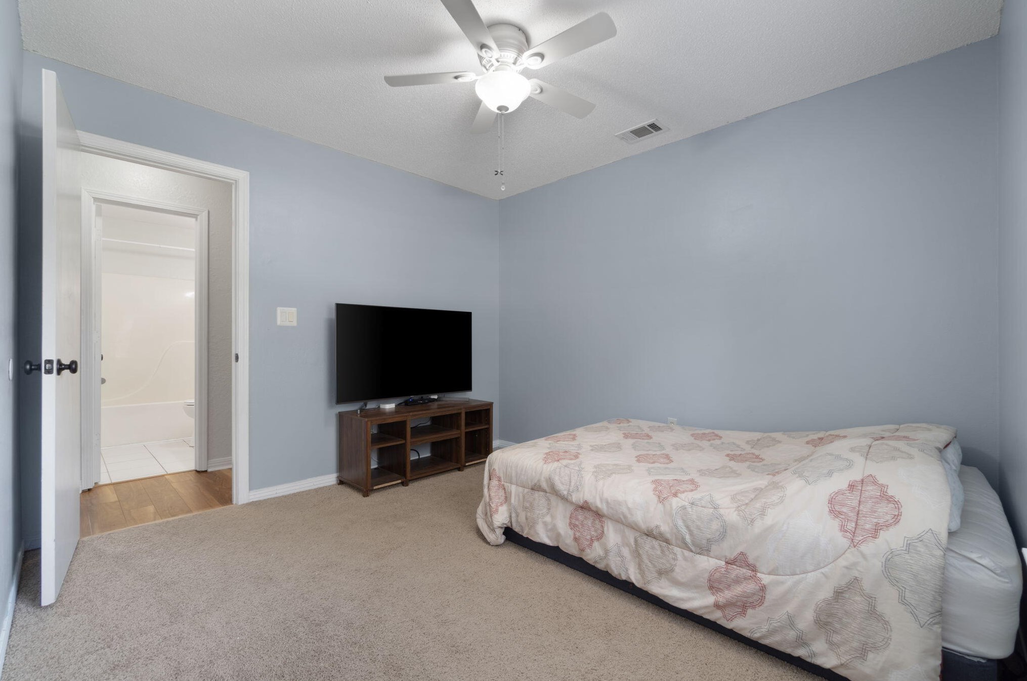 219 Grand Prix Dr, Crestview FL  32536-9296 exterior