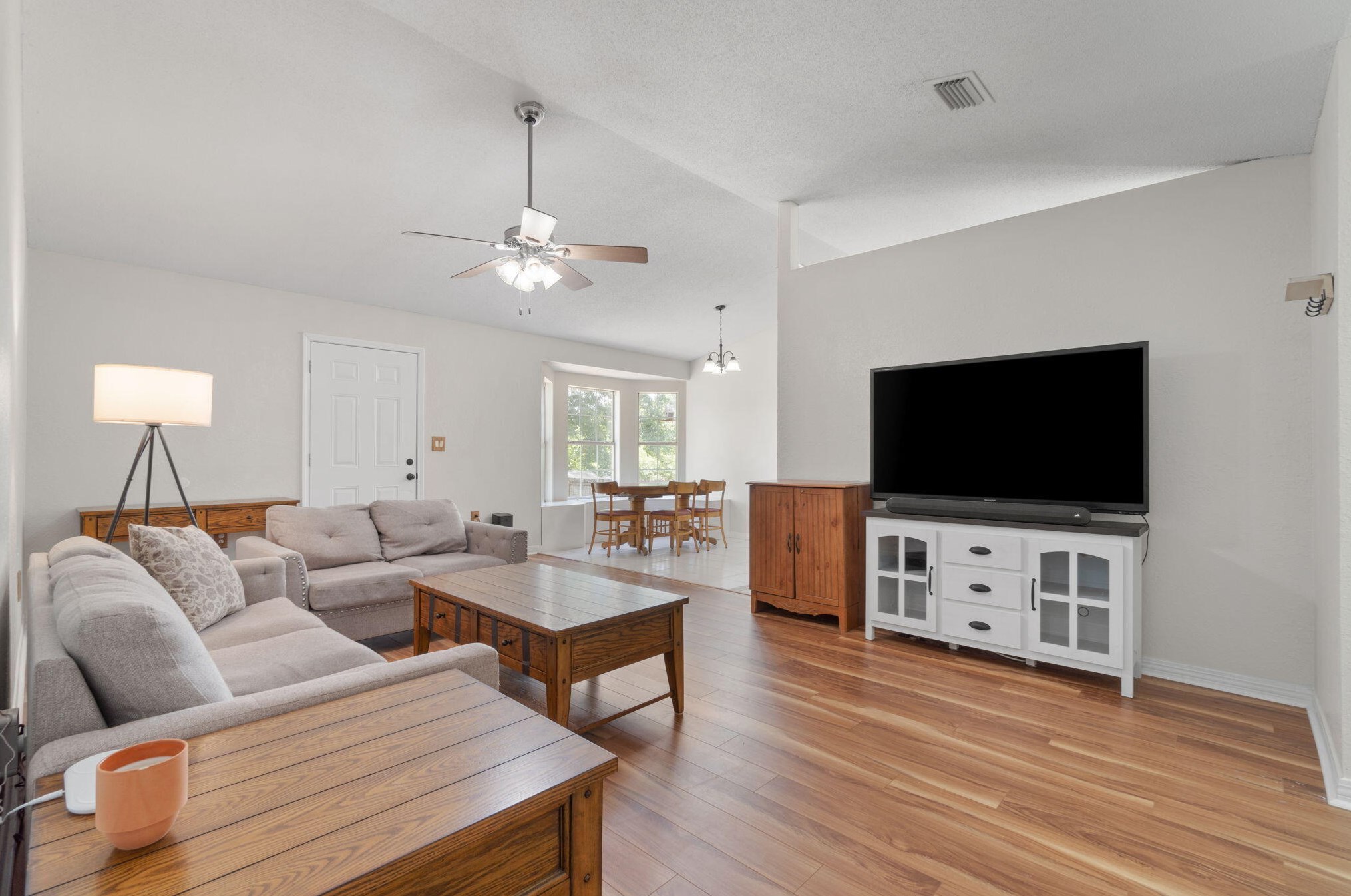 219 Grand Prix Dr, Crestview FL  32536-9296 exterior