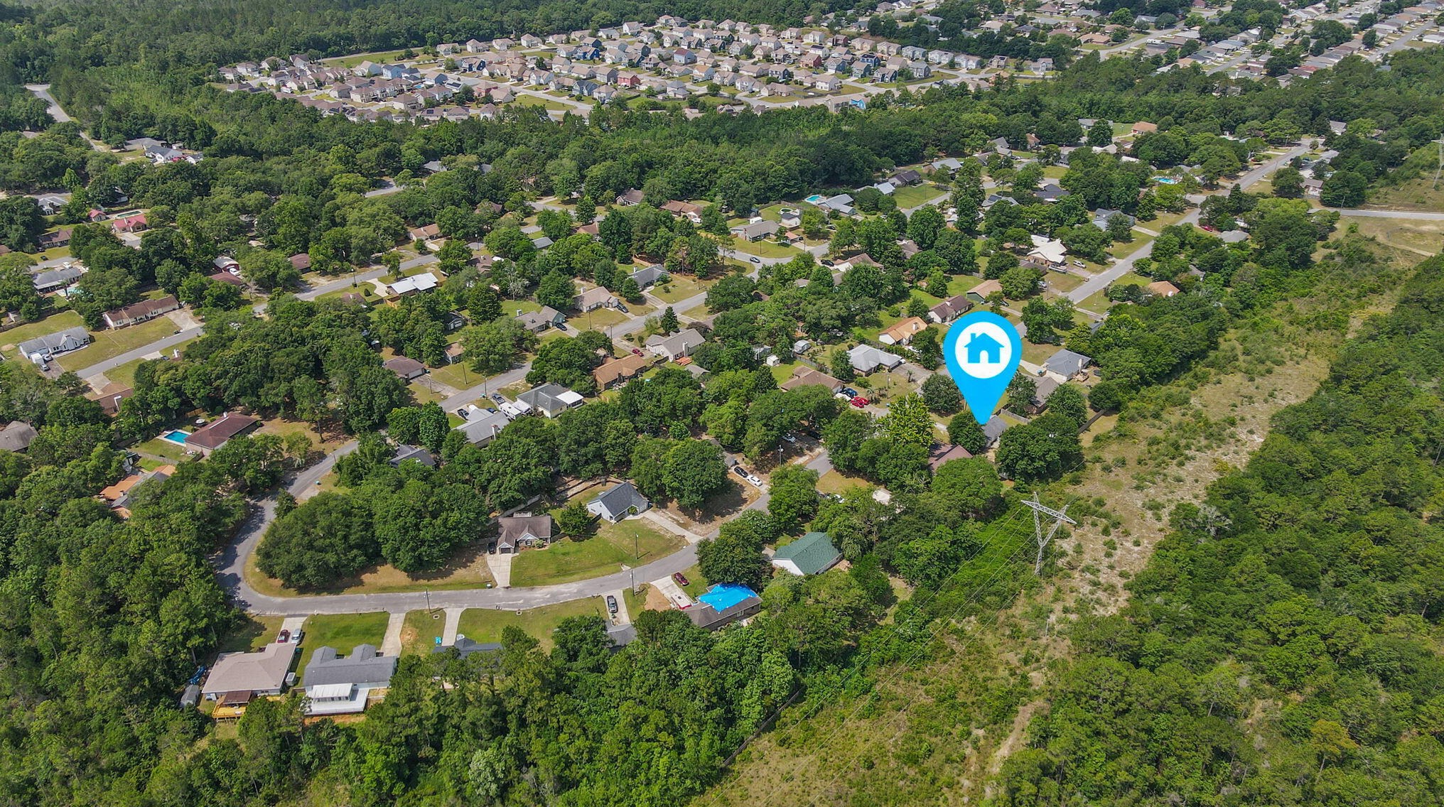 219 Grand Prix Dr, Crestview FL  32536-9296 exterior