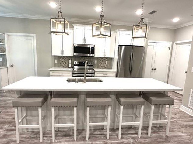 14 Lucky Ln, Mary Esther, FL 32569