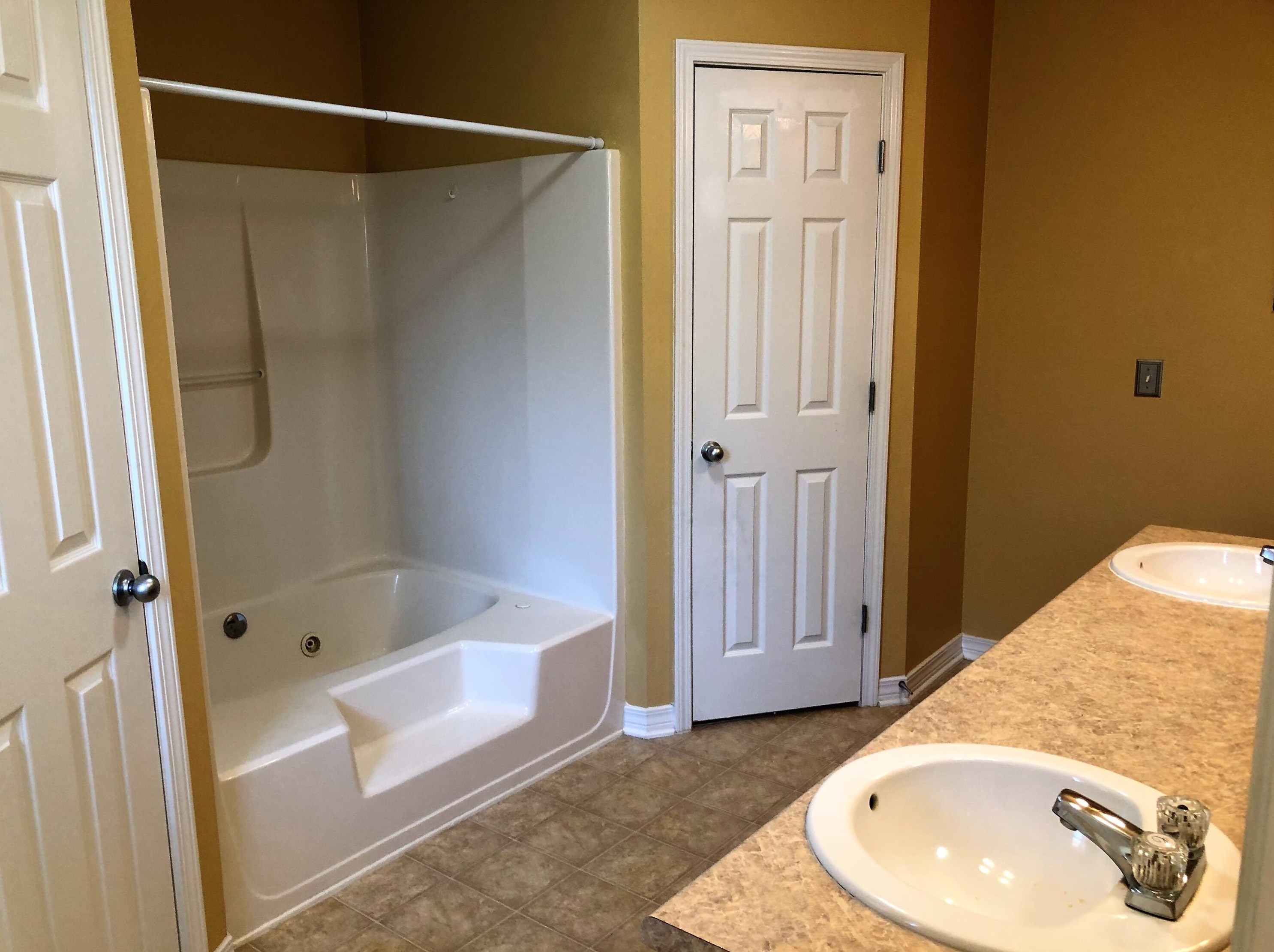 228 Citadel Ln, Crestview FL  32539-4359 exterior