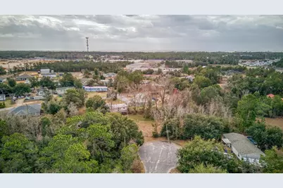 5609 Monument Court, Gulf Breeze, FL 32563 - Photo 8