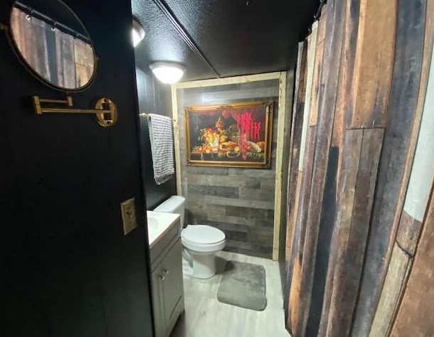 3432 Oak Tree Ln, Milton FL  32571-8925 exterior