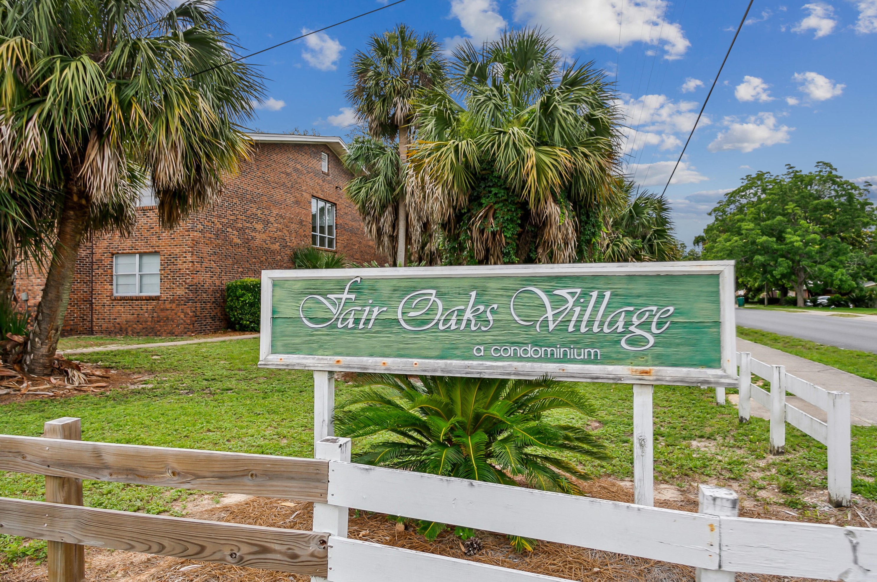 613 Colonial Dr #apt 6, Fort Walton Beach, FL 32547