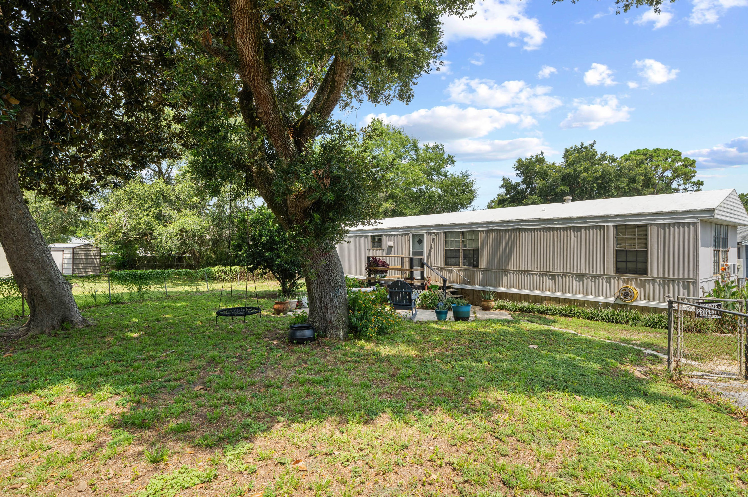 206 Squirrel Haven Rd, Mary Esther, FL 32569