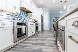 8082 Gulf Blvd, Navarre, FL 32566 - Photo 10