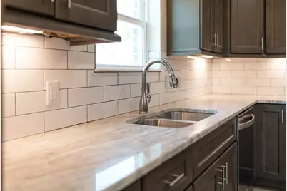 2041 Grayson Drive, Navarre, FL 32566 - Photo 8