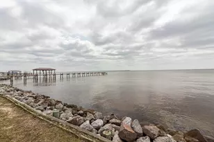 117 Bayshore Dr, Pensacola, FL 32507 - Photo 8