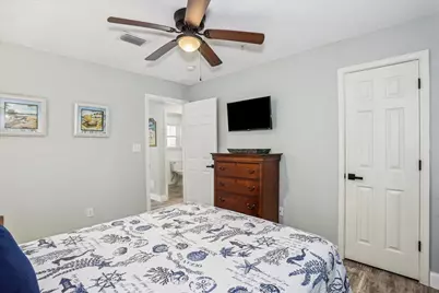 7476 Sunset Harbor Drive #APT 414, Navarre, FL 32566 - Photo 14