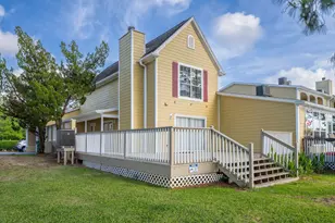 227 Shalimar Dr, Shalimar, FL 32579 - Photo 4