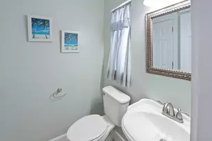 8173 Gulf Blvd, Navarre, FL 32566 - Photo 10