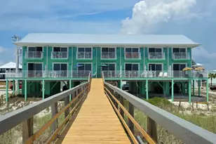 8173 Gulf Blvd, Navarre, FL 32566 - Photo 2