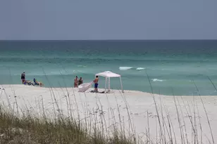 8173 Gulf Blvd, Navarre, FL 32566 - Photo 4