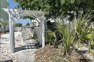 1487 Homeport Dr, Navarre, FL 32566 - Photo 42