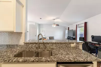 9044 Quail Roost Drive, Navarre, FL 32566 - Photo 14