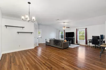 9044 Quail Roost Drive, Navarre, FL 32566 - Photo 24