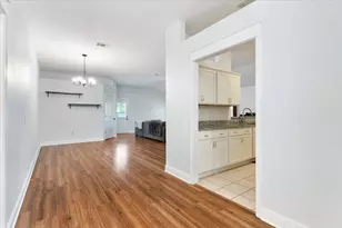 9044 Quail Roost Dr, Navarre, FL 32566 - Photo 4