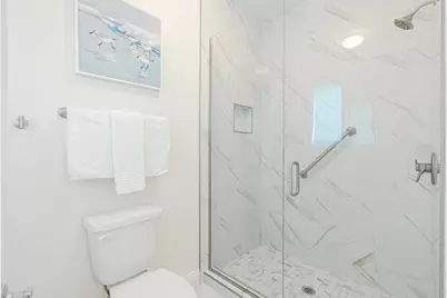 7433 Gulf Boulevard, Navarre, FL 32566 - Photo 18