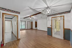 426 Brown Pl, Crestview, FL 32539 - Photo 12