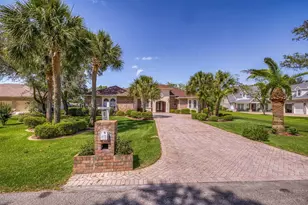 2796 Pebble Beach Dr, Navarre, FL 32566 - Photo 8